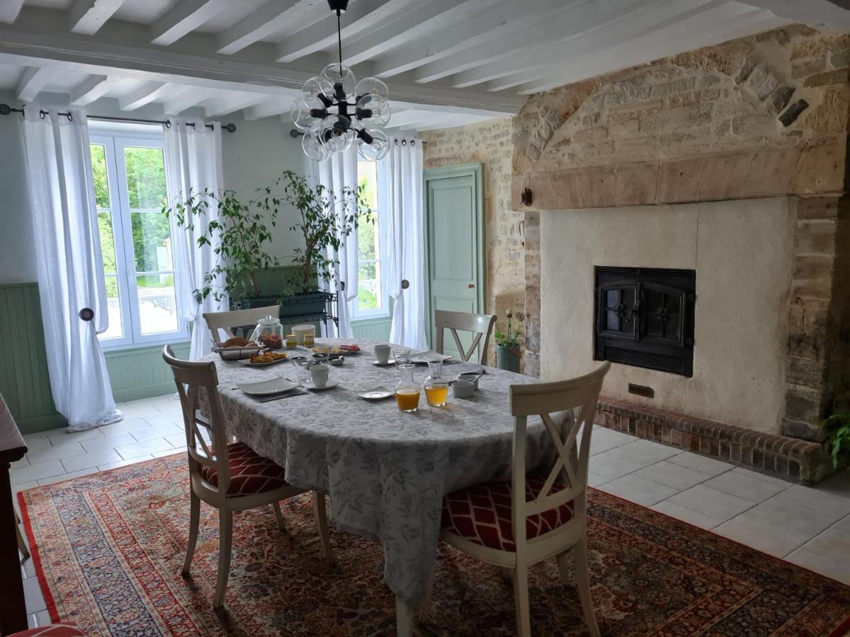 Bed and Breakfast Domaine De La Cour Vautier Mandeville-en-Bessin Exteriér fotografie