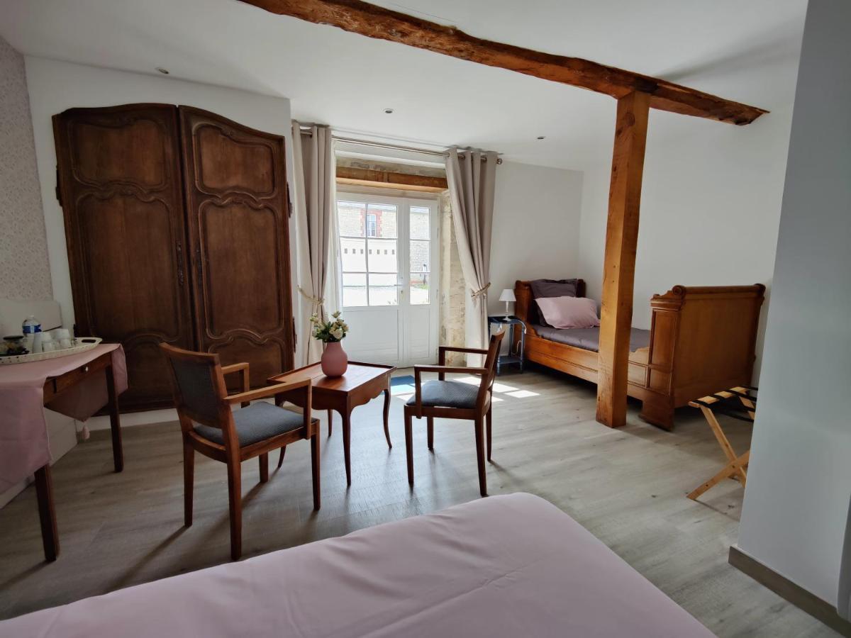 Bed and Breakfast Domaine De La Cour Vautier Mandeville-en-Bessin Exteriér fotografie