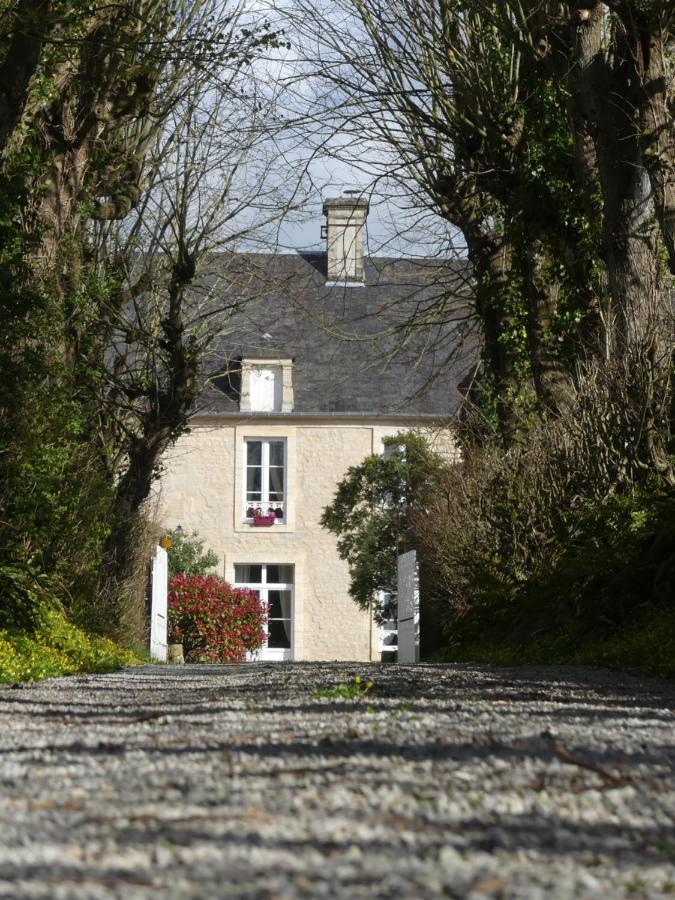 Bed and Breakfast Domaine De La Cour Vautier Mandeville-en-Bessin Exteriér fotografie